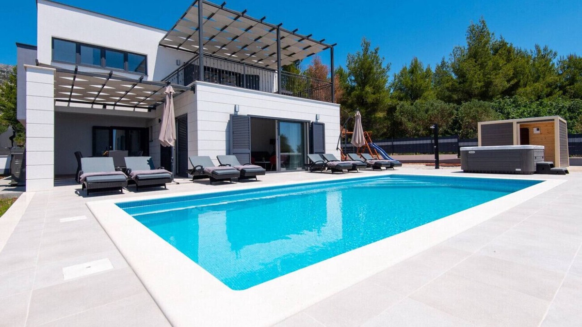 Stankovici Villa | Villa Maslina - For bedroom villa with outdoor pool