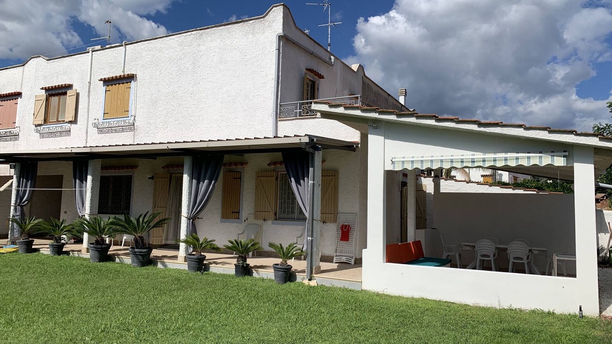 Porto Badino Villa | 💖 Villa Maty, private resort 500mt from beach, swim pool 💖, WiFi, Netflix.