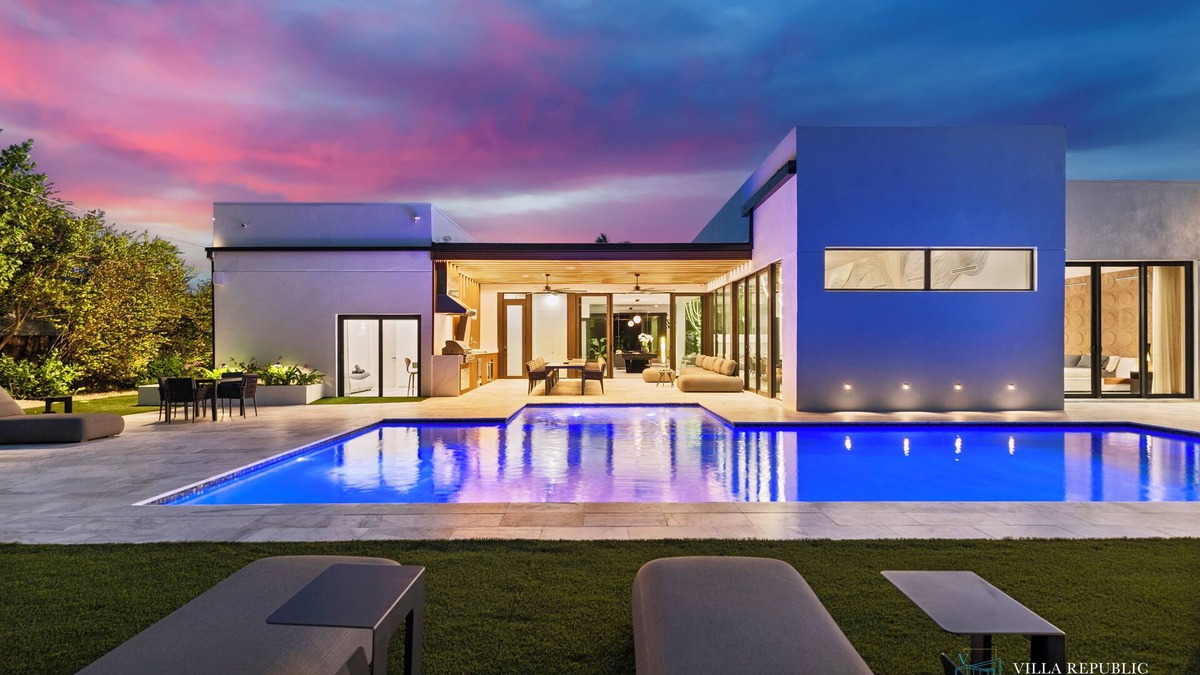 North Miami Beach House | Villa Maya: A Luxury Retreat in North Miami Beach