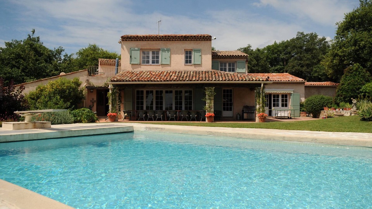Le Rouret Villa | Villa Menhir