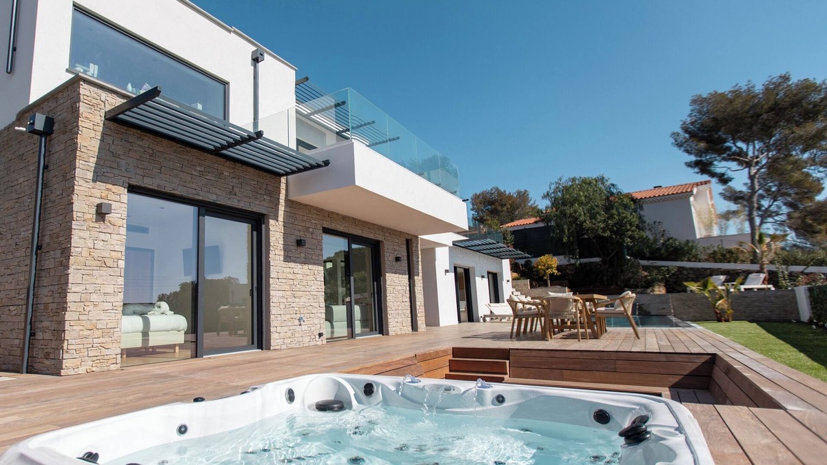 Les Issambres Villa | Villa Merveille (new, modern villa with sea view)