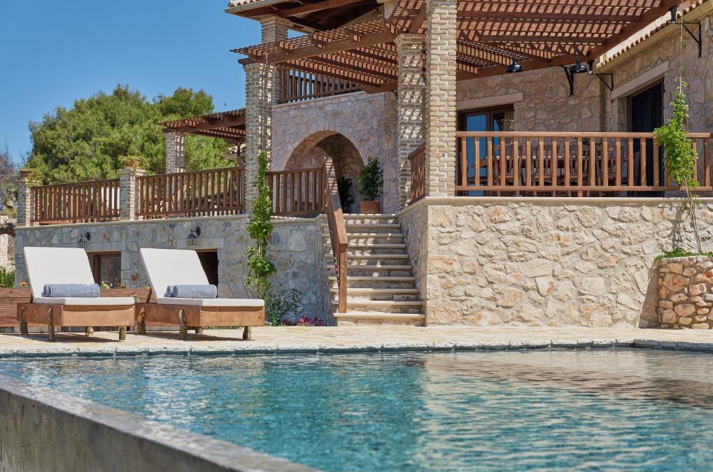 Anafonitria Villa | Villa Meralia