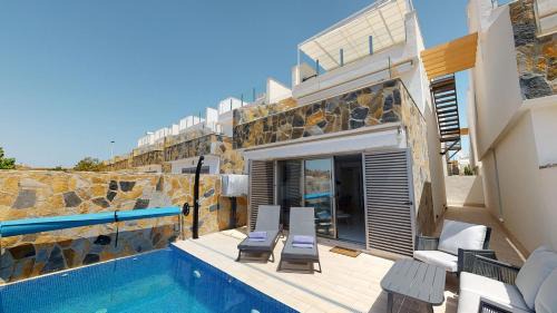 Los Alcazares Villa | Villa Mercurio - A Murcia Holiday Rentals Property