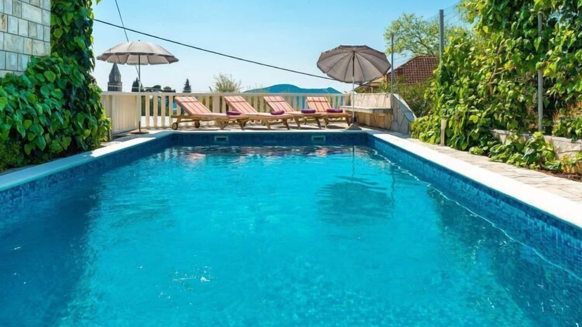 Trsteno Villa | Villa Mia -Three-Bedroom Villa with Swimming Pool