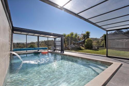 Caldas da Rainha Villa | Villa Mila Piscina e Jacuzzi