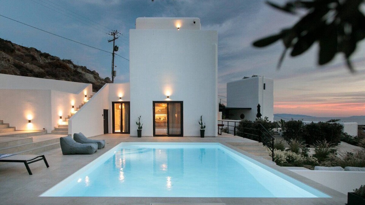 Mikri Vigla Villa | Villa Milagro 4Br with Sea View, Private Pool and true owner hospitality | Naxos Mikri Vigla Beach