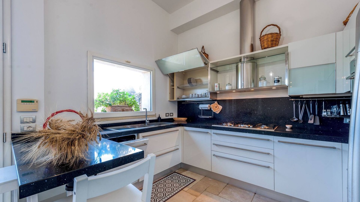 Arnesano Villa | Villa 'Minioti Apartament C' with Private Terrace, Wi-Fi and Air Conditioning