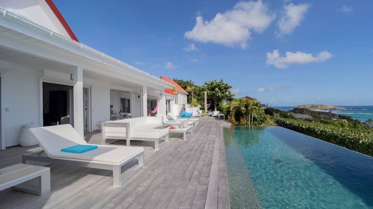 Marigot House | Villa Minou 3 Minute Walk to the Beach, WIFI, Pool