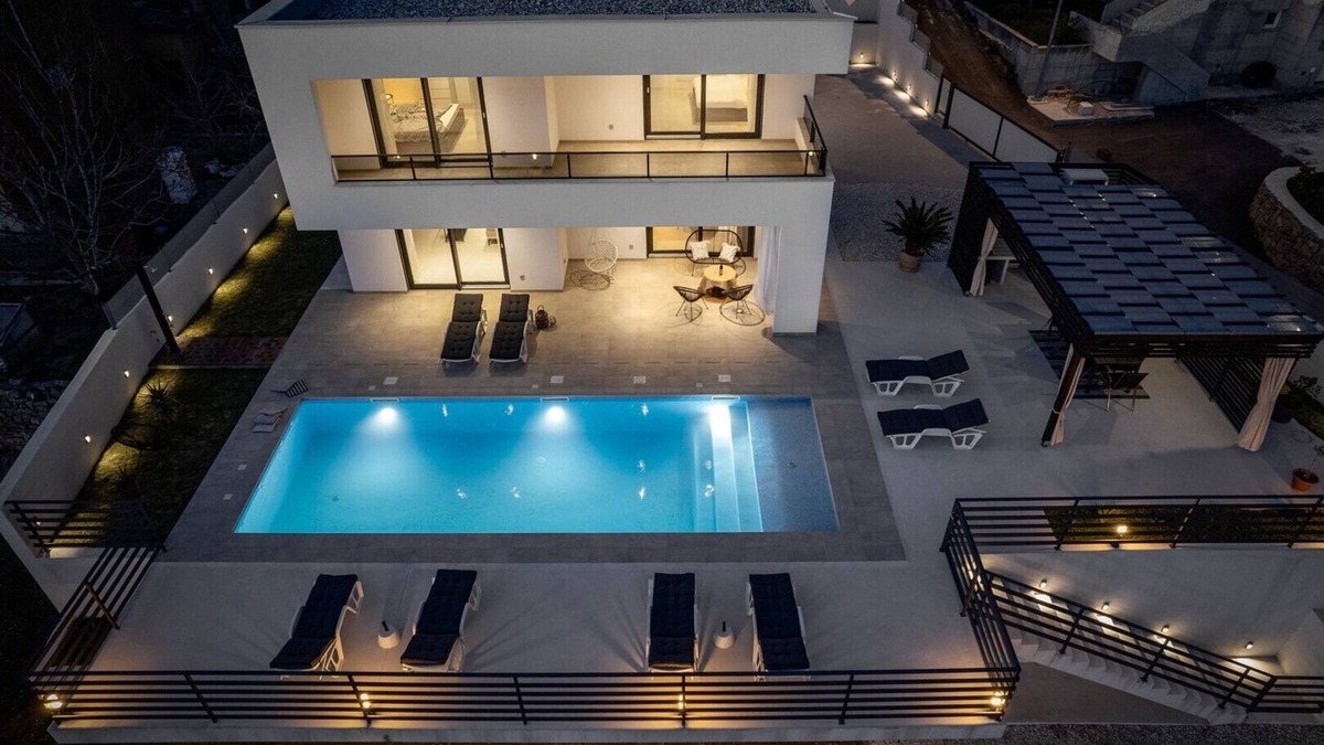 Tugare Villa | Villa Mirage with 36sqm pool, 4 bedrooms, 8km from the sandy beach