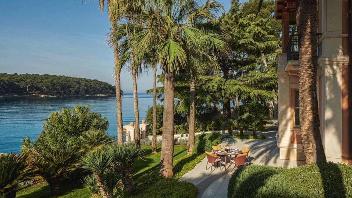 Cove Murtar Villa | Villa Mirasol - Eight Bedroom Villa, Sleeps 16