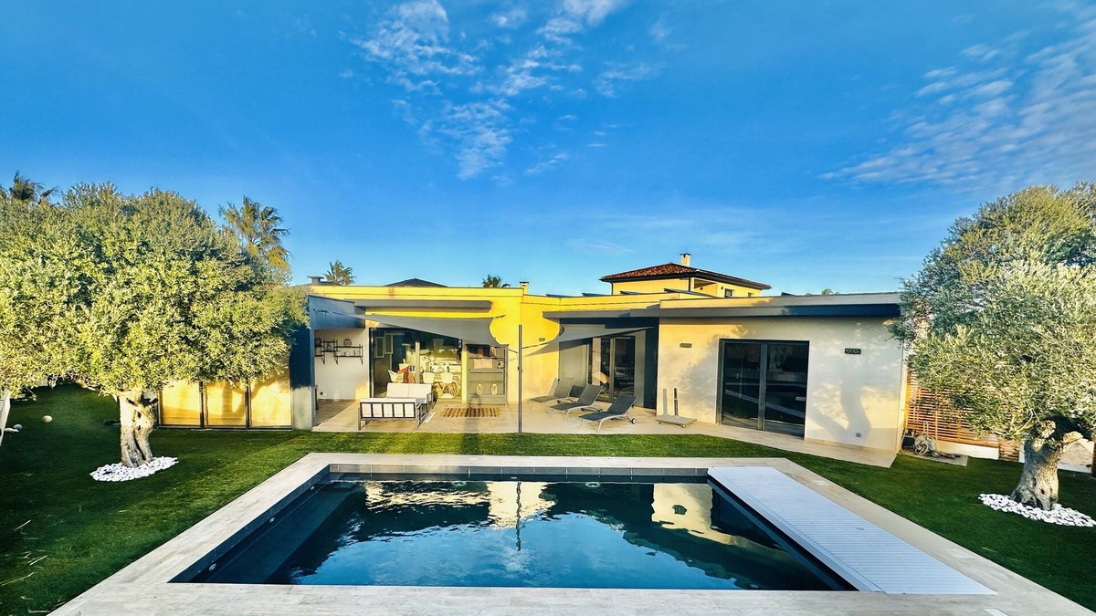 Sauvian House | Villa Moderne Face aux Vignes