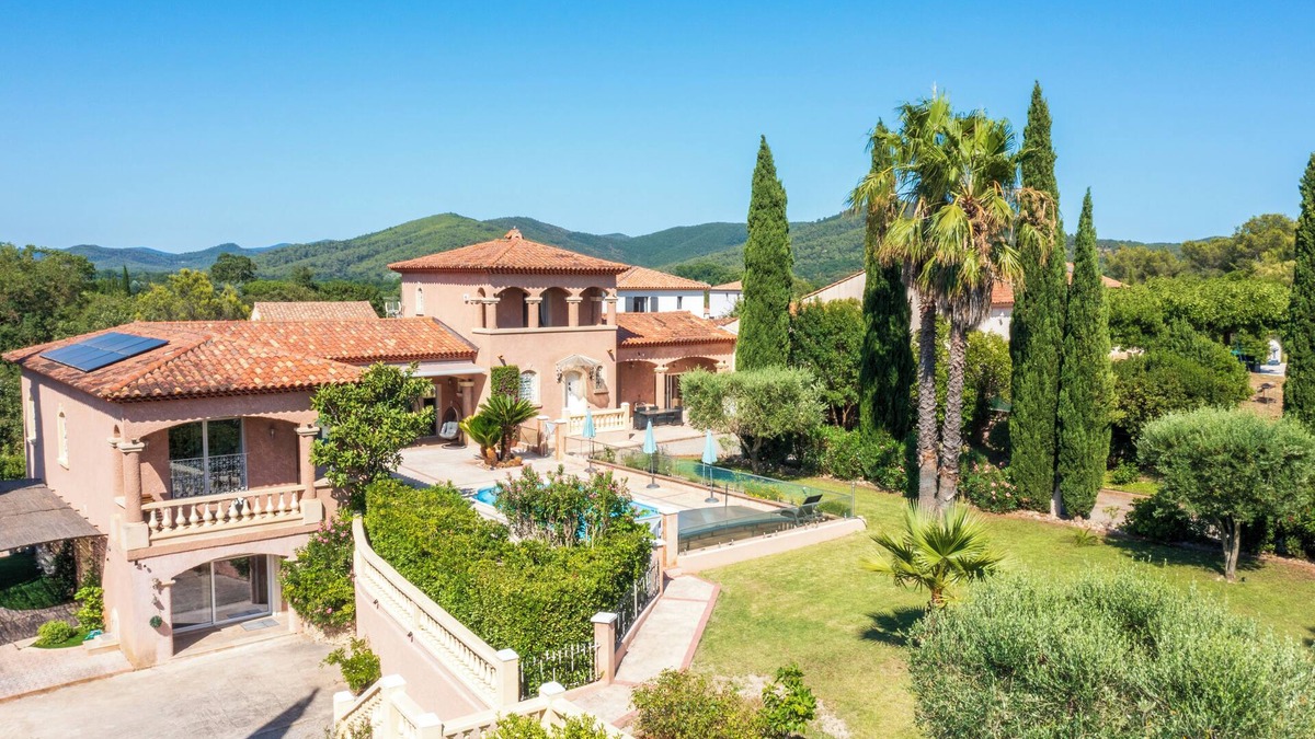 La Crau Villa | Villa Moniris - Provence and the French Riviera Bliss – Private Villa with Pool