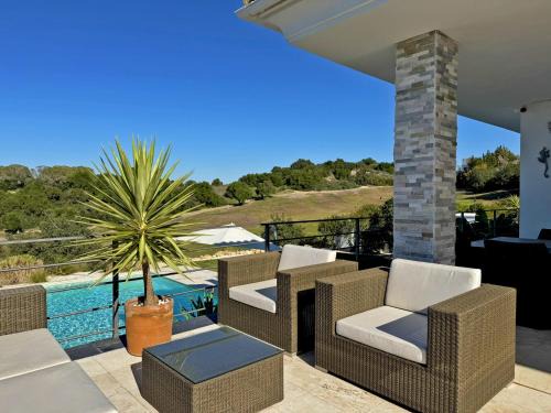Jerez de la Frontera Villa | Villa Montecastillo - Ole Solutions