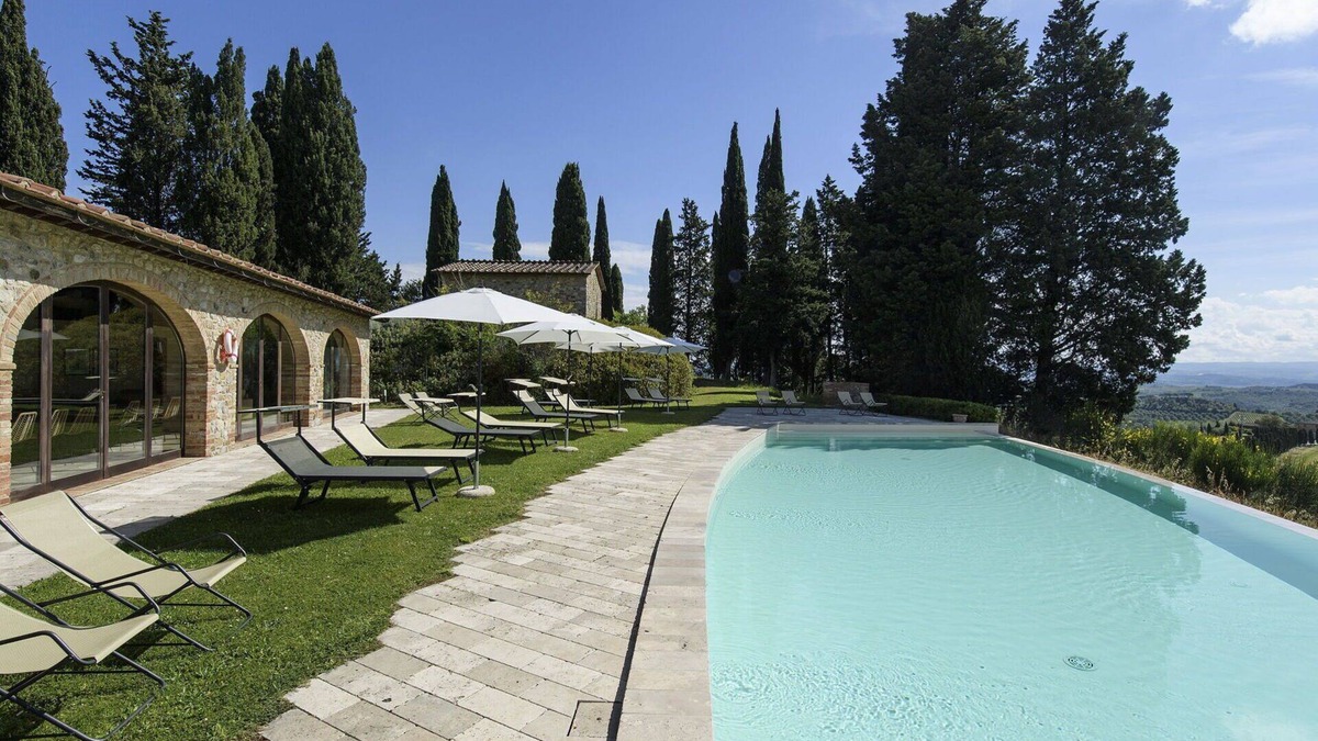San Gimignano Villa | Villa Montecarulli in San Gimignano private pool