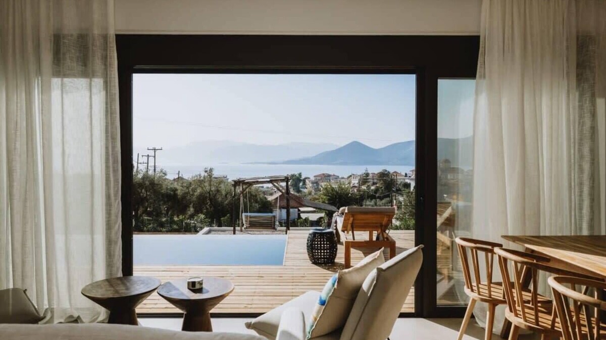 Aktio-Vonitsa Villa | Villa Morby Summary:
