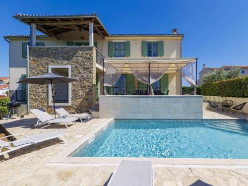 Baredine Villa | Villa Morgan by Interhome