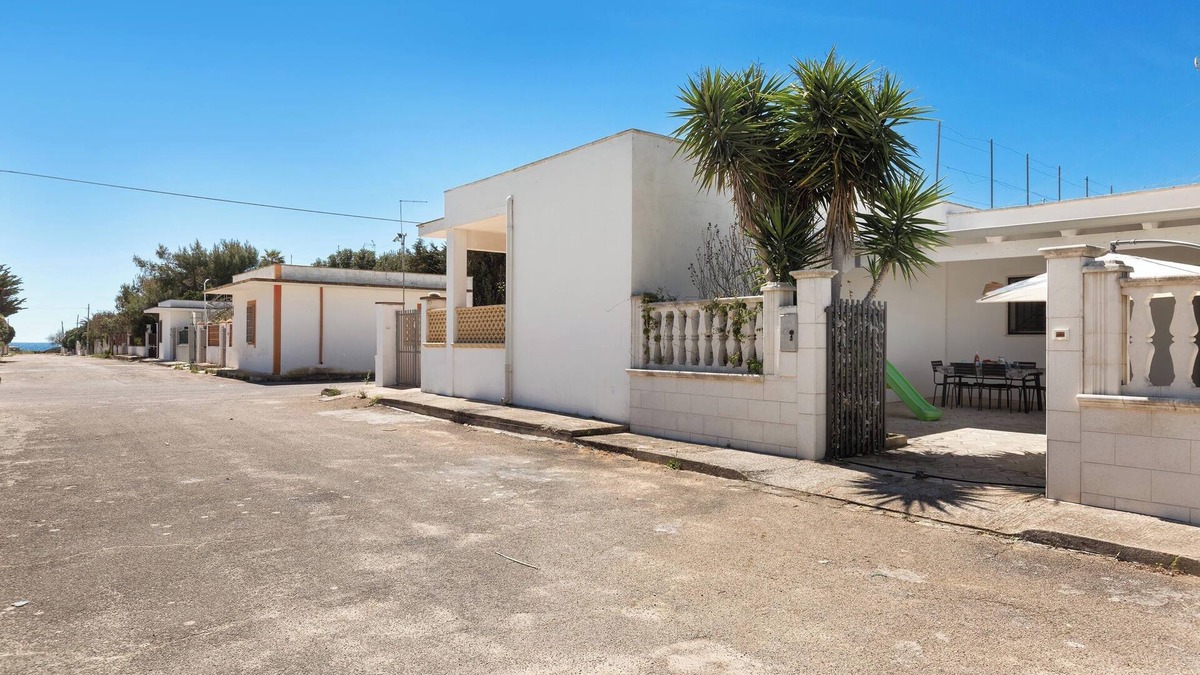 Padula Fede House | Villa Mormora by BarbarHouse