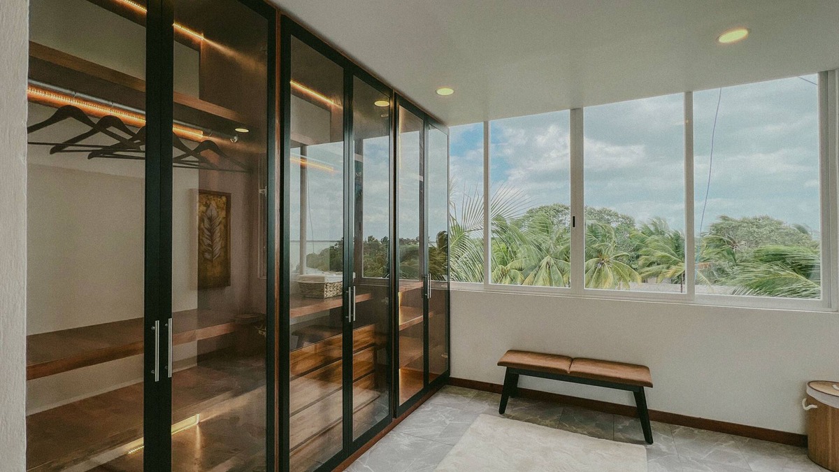 Othon P. Blanco House | Villa con Piscina y Jacuzzi Frente a la Playa