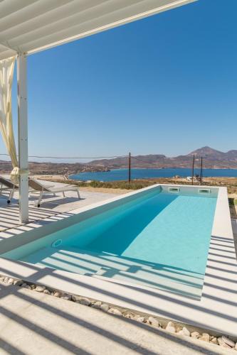 Ormos Agiou Ioannou Villa | Villa Nabia By Milos Concierge