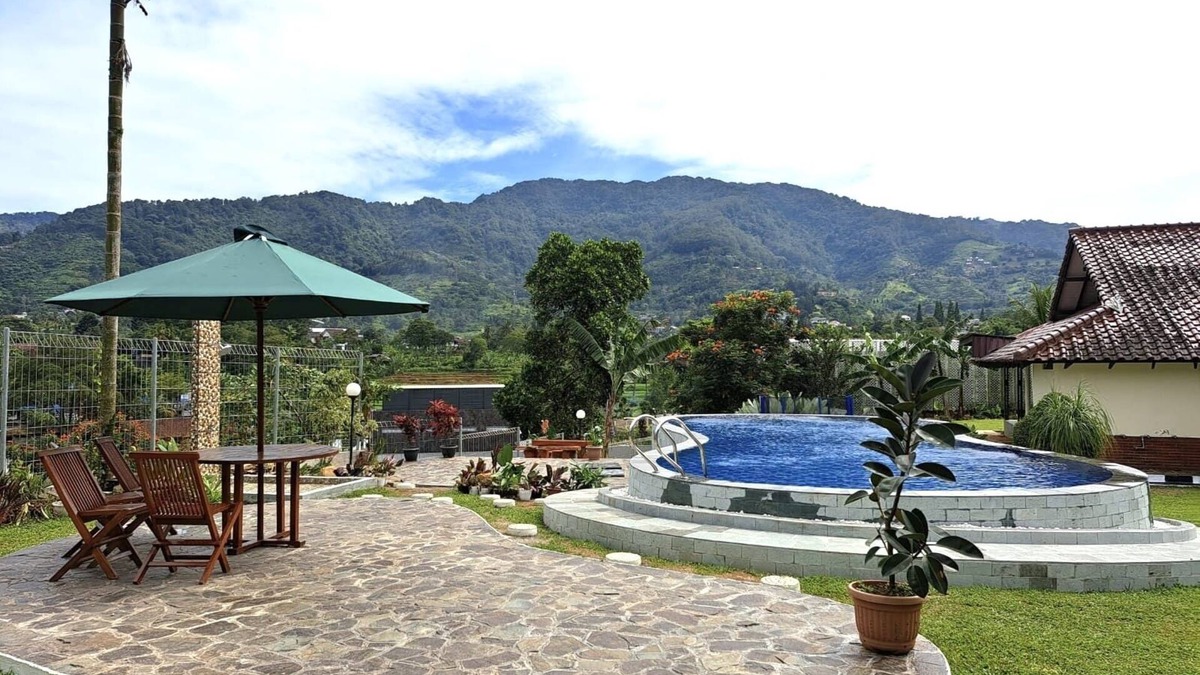 Cisarua Villa | Villa Nataka Green Puncak