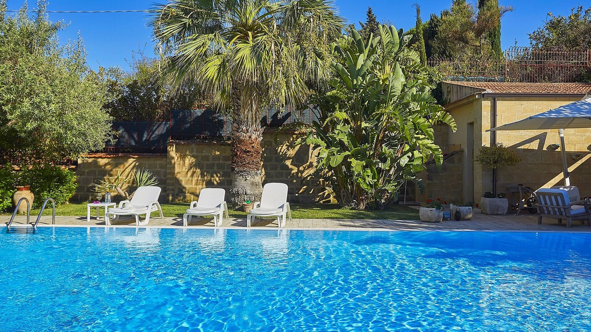 Sant'Onofrio Villa | Villa Natino with private swimming pool and garden