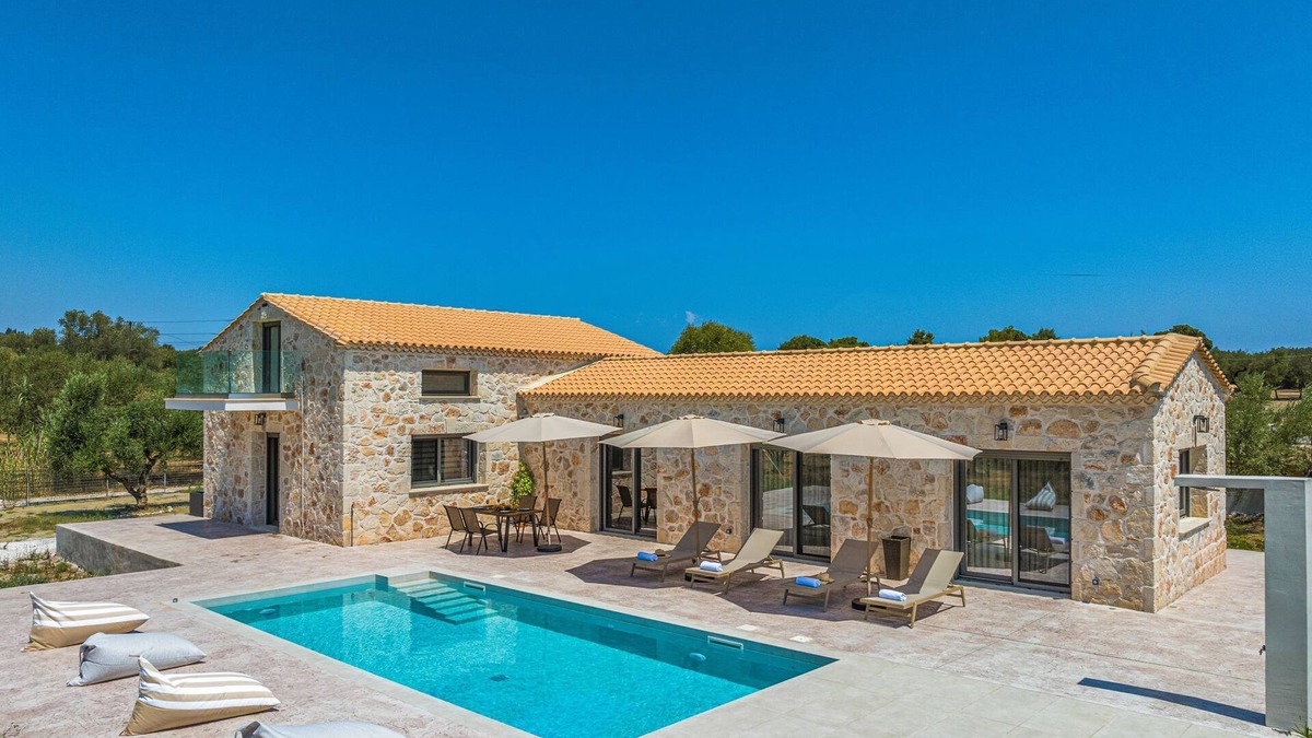 Alykes Villa | Villa Nava - 4 Bedroom Villa with Private Pool