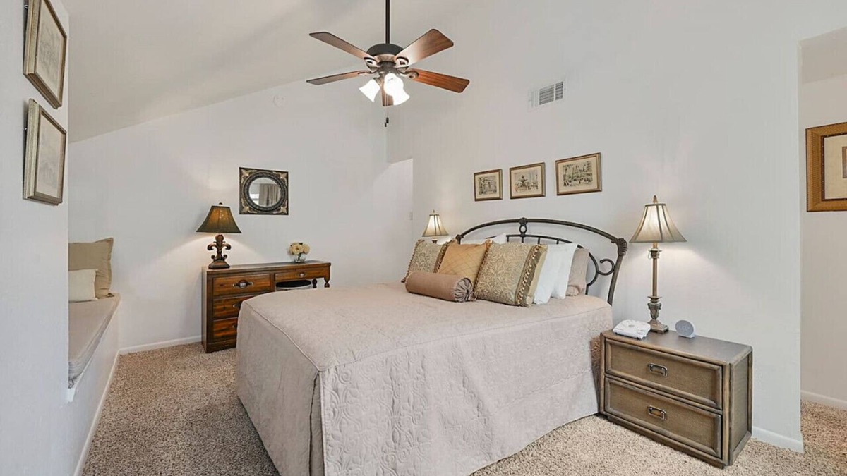 Villa West House | Villa Navidad ~ Aggieland Vacation Rentals