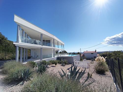 Brgod Villa | VILLA NAVIS