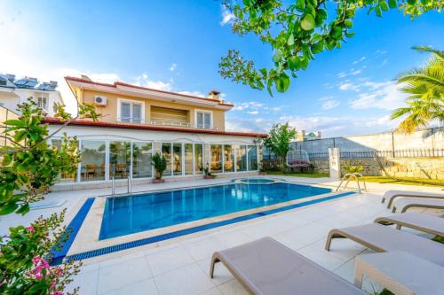 Seydikemer Villa | Villa Nehir