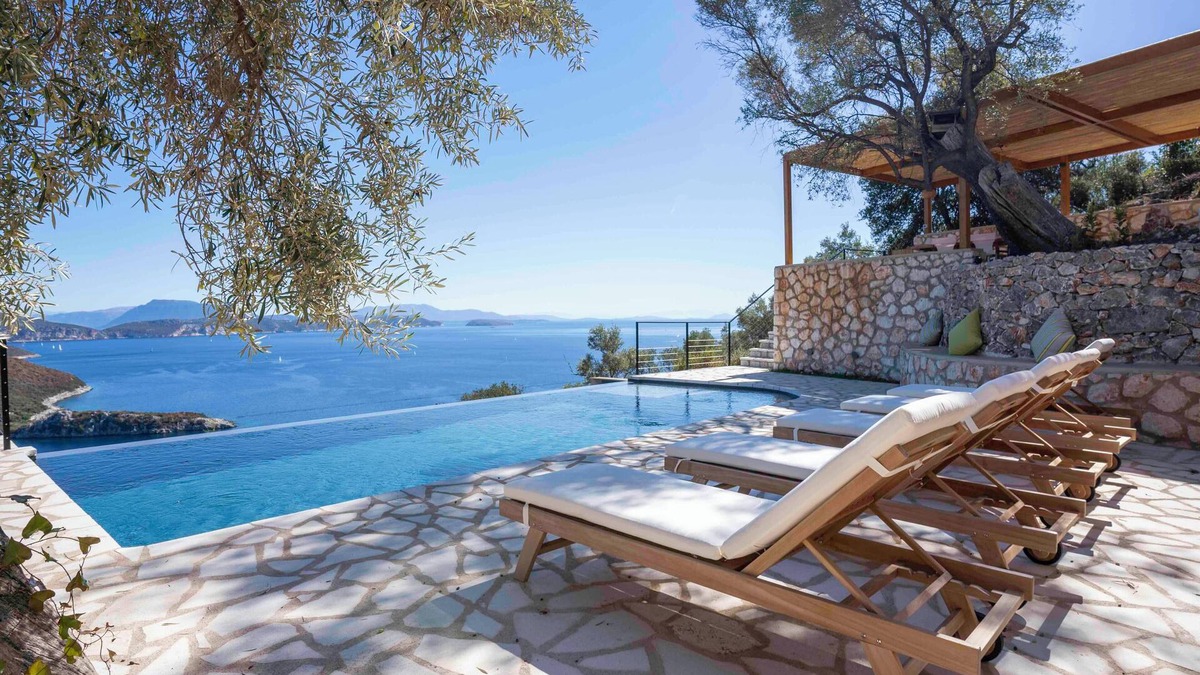 Sivota Villa | Villa Nikos - Stunning views and Pivacy in Sivota Bay