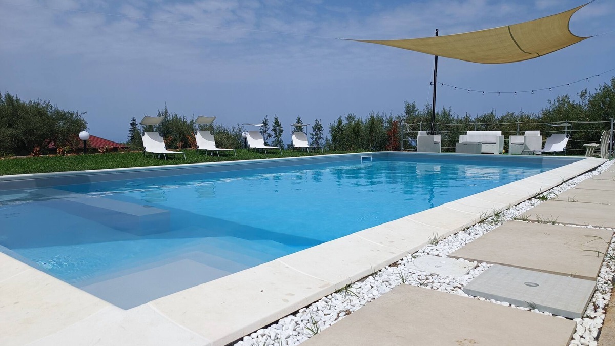 Naso Apartment | Villa Nino Petrelli ground floor with pool and private parking space