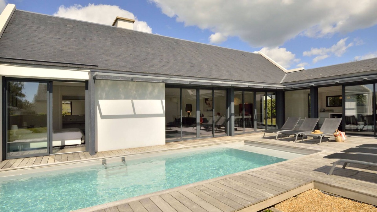Arzon House | Villa Noalou by Interhome