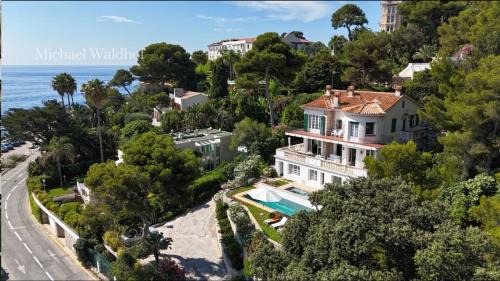 Roquebrune-Cap-Martin Villa | Villa Ocean Breeze
