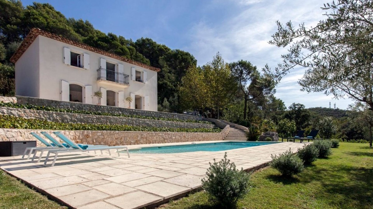 Pegomas Villa | Villa Olea - Four Bedroom Villa, Sleeps 8