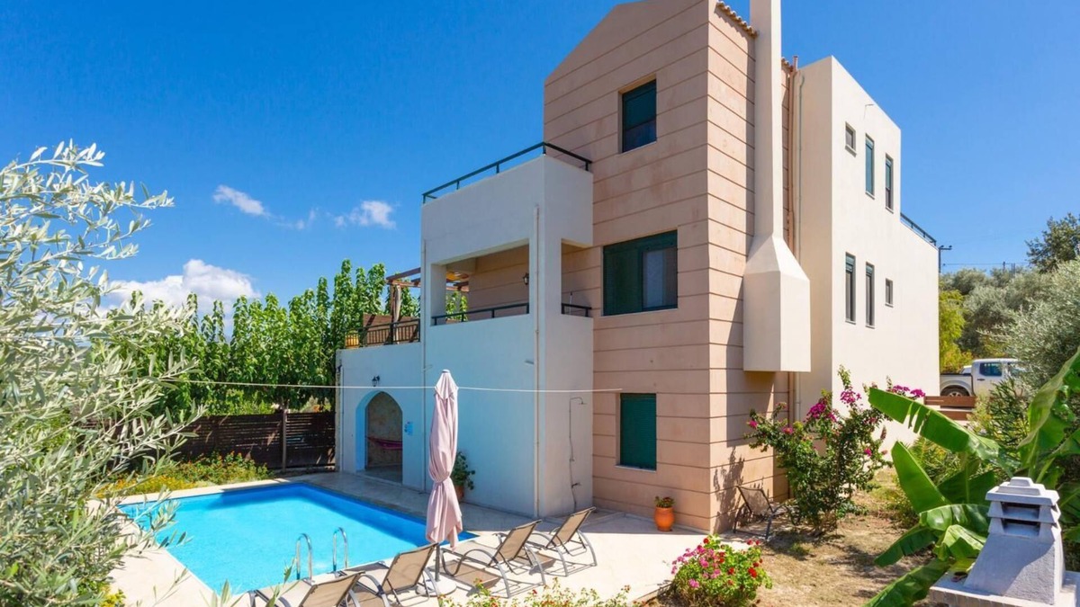 Gerani Villa | Villa Olive - Four Bedroom Villa, Sleeps 8