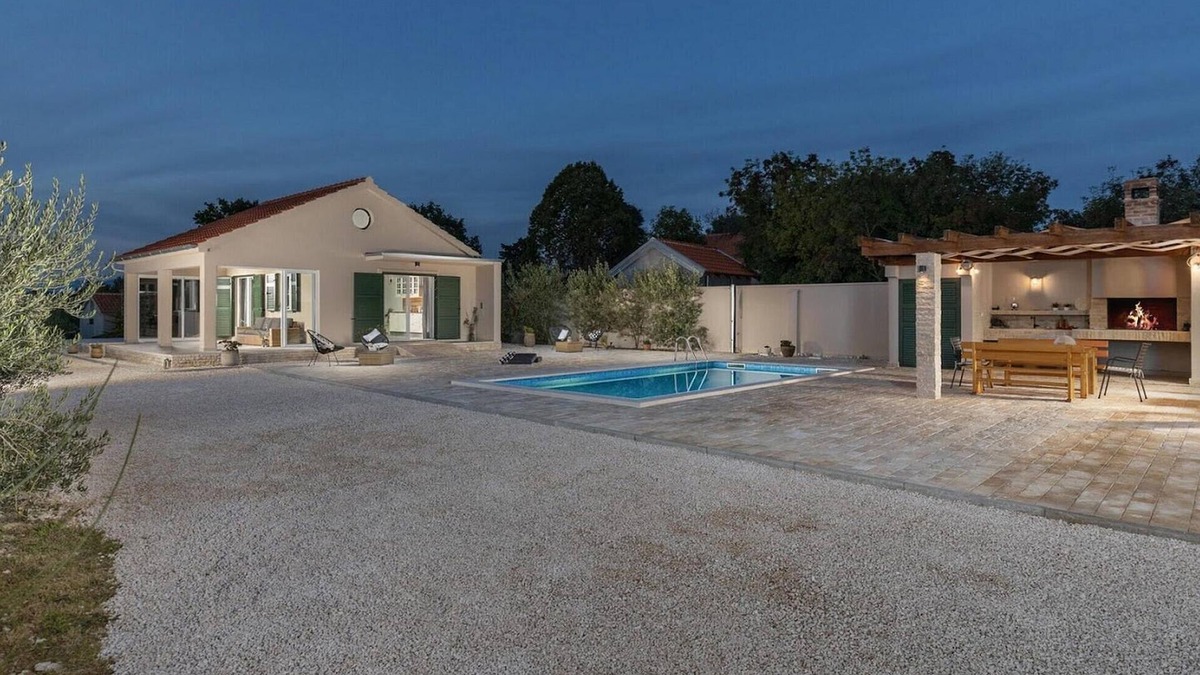 Benkovac House | Villa Oliveto Smilcic