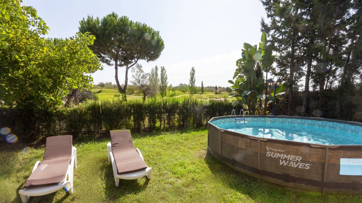 Las Pajanosas Villa | Villa on golf course with pool in Seville/golf course villa with pool