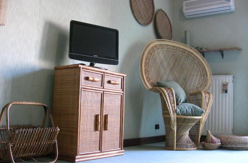 Zona XXXII Acilia Nord Villa | Villa on the edge of town