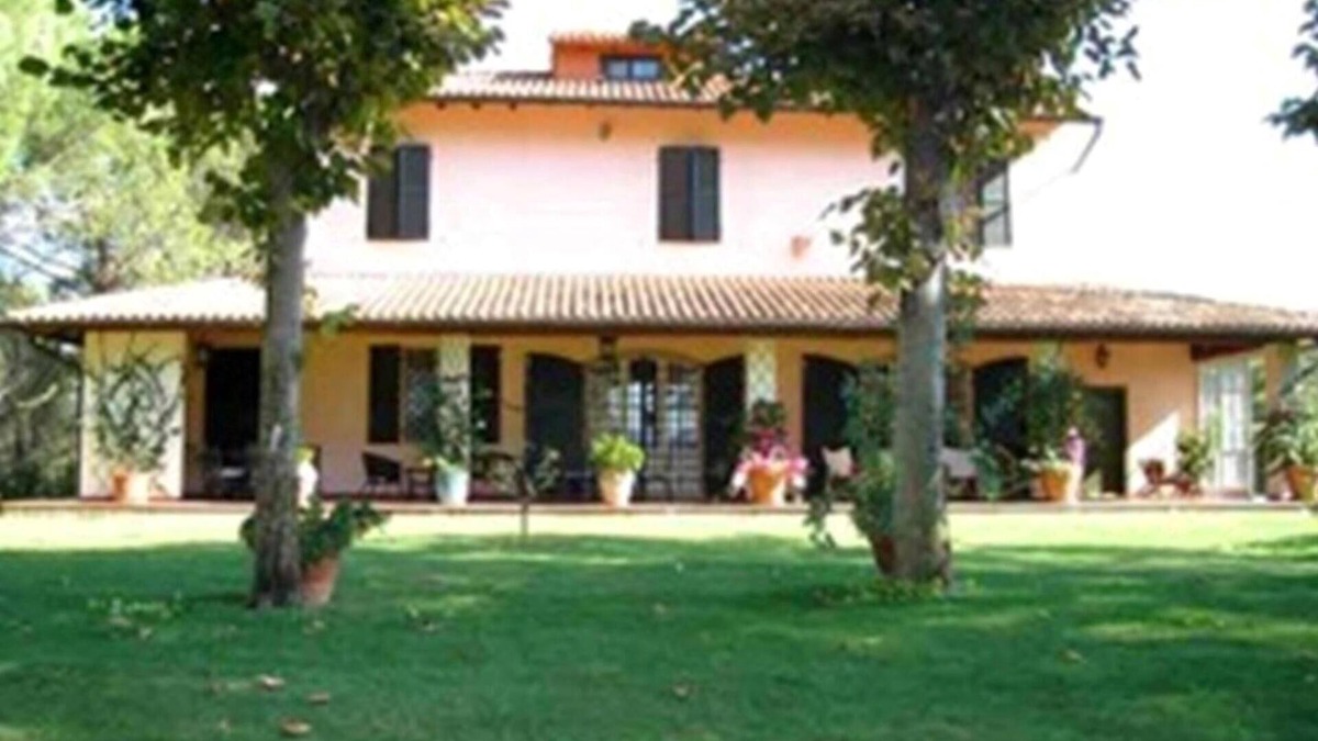 Gavorrano Villa | Villa on the hills in the bay opposite the island of Elba