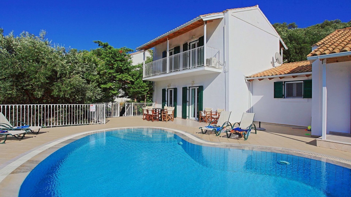 Apraos Villa | Villa Oneiro: Stunning views, private pool, A/C, WiFi