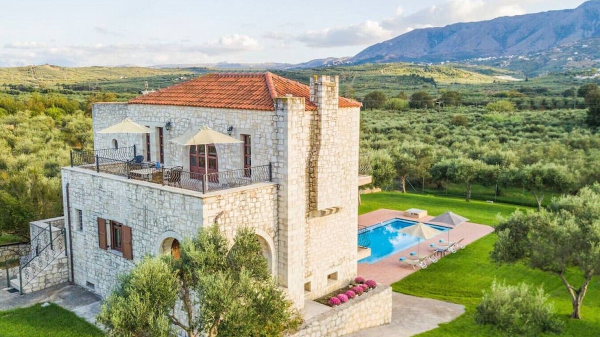 Asprouliani Villa | Villa Ostria near Georgioupolis - 3BD 2BA