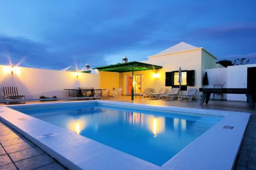 Matagorda Villa | Villa Pacifico by Villa Plus