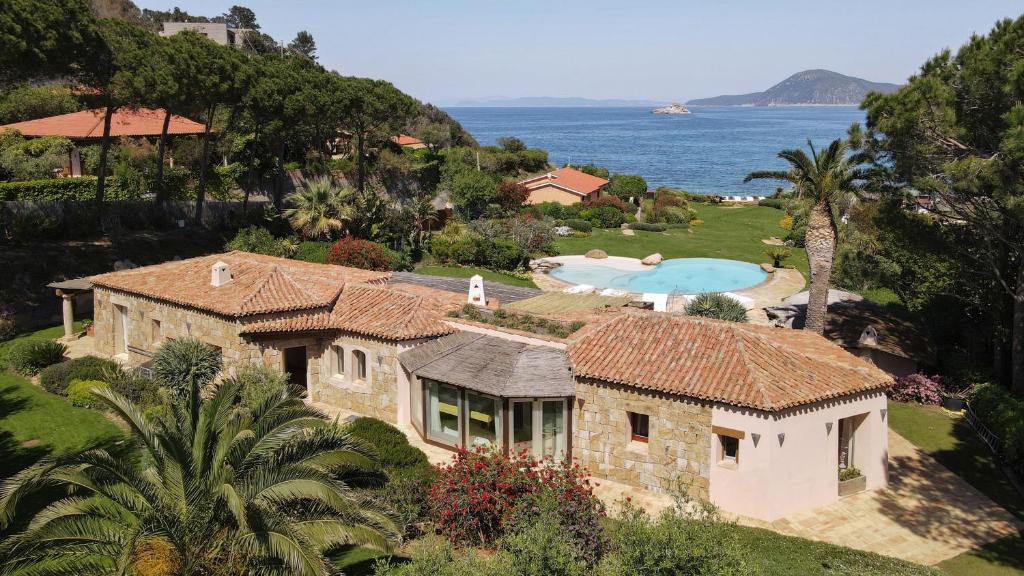 Portoferraio Villa | VILLA PADULELLA 8&2, Emma Villas