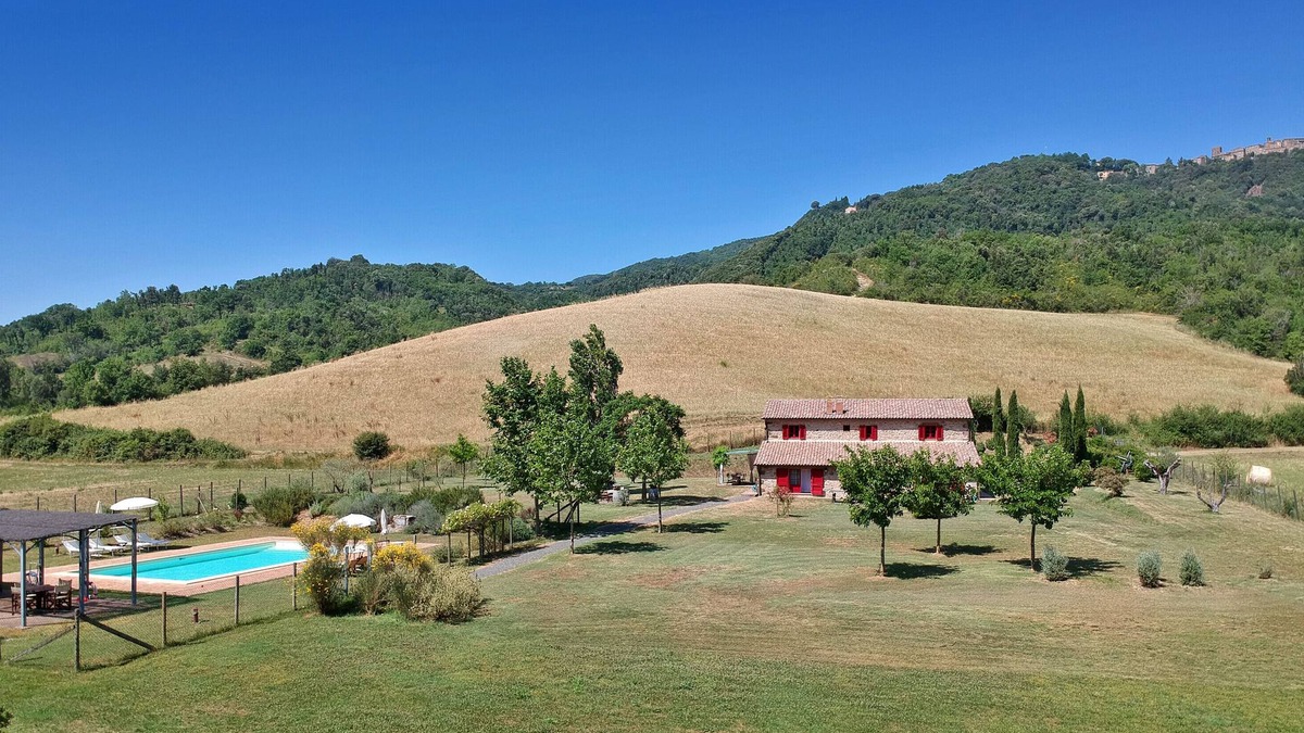 Montecatini Val di Cecina Villa | Villa 'Paganini' with Private Pool, Private Terrace and Wi-Fi
