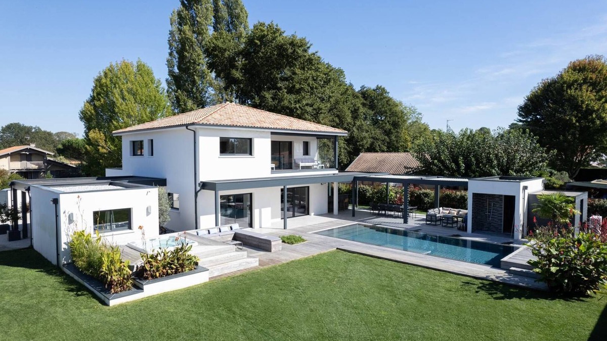 Tosse House | Villa Palawan Avec Piscine Chauffée, SPA et Sauna