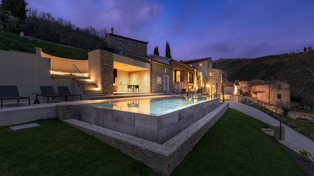 Sveti Bartol Villa | Villa Panorama del Tartufo for 6 people in Central Istria with spa & truffle hunting experience