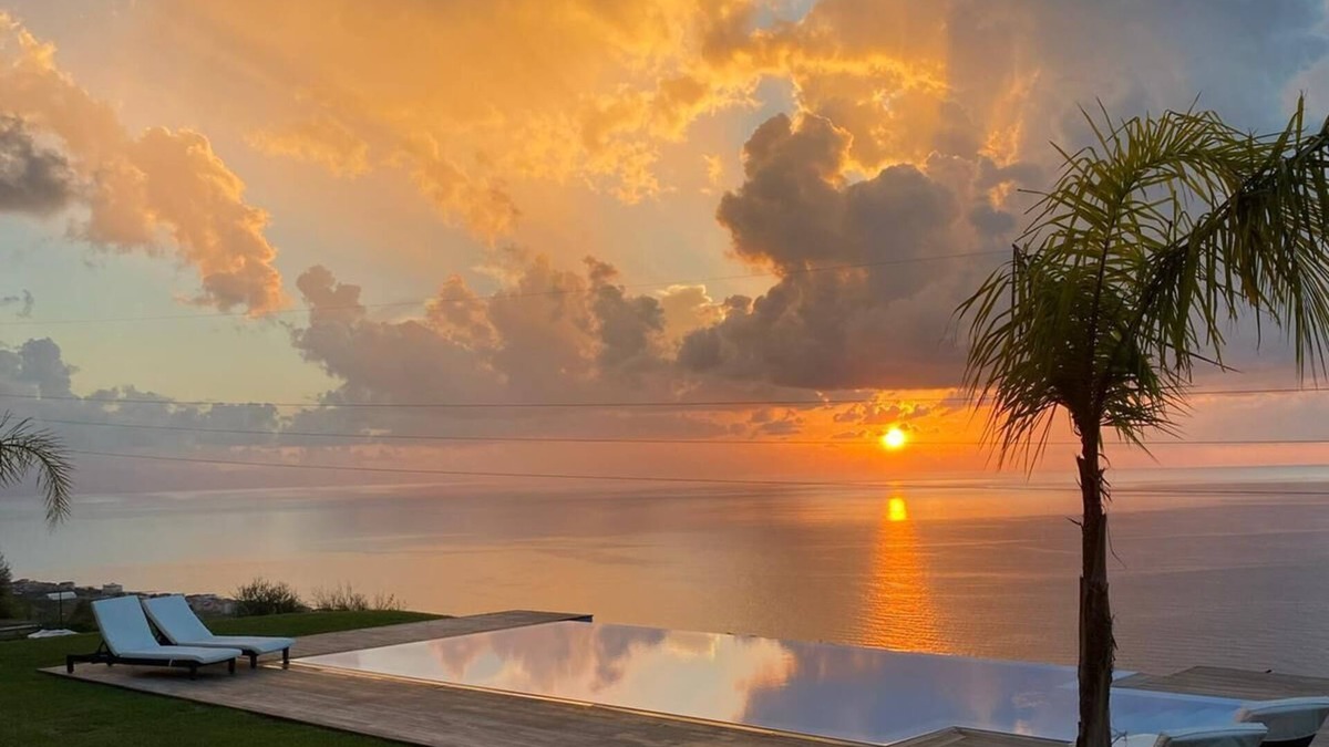 Capo d'Orlando Villa | Villa Panorama, Favolosa Villa di Lusso con Piscina Privata Vista Mare