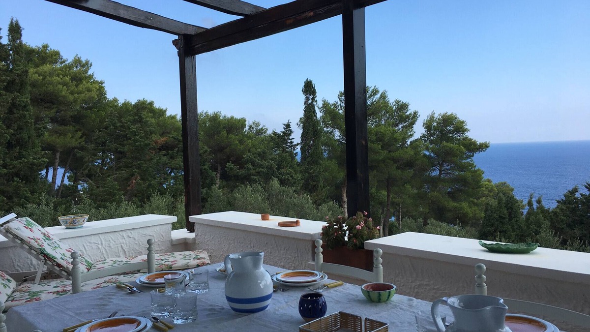 Marina di Marittima Villa | Villa 'Panoramica A Castro' with Sea View, Wi-Fi and Air Conditioning