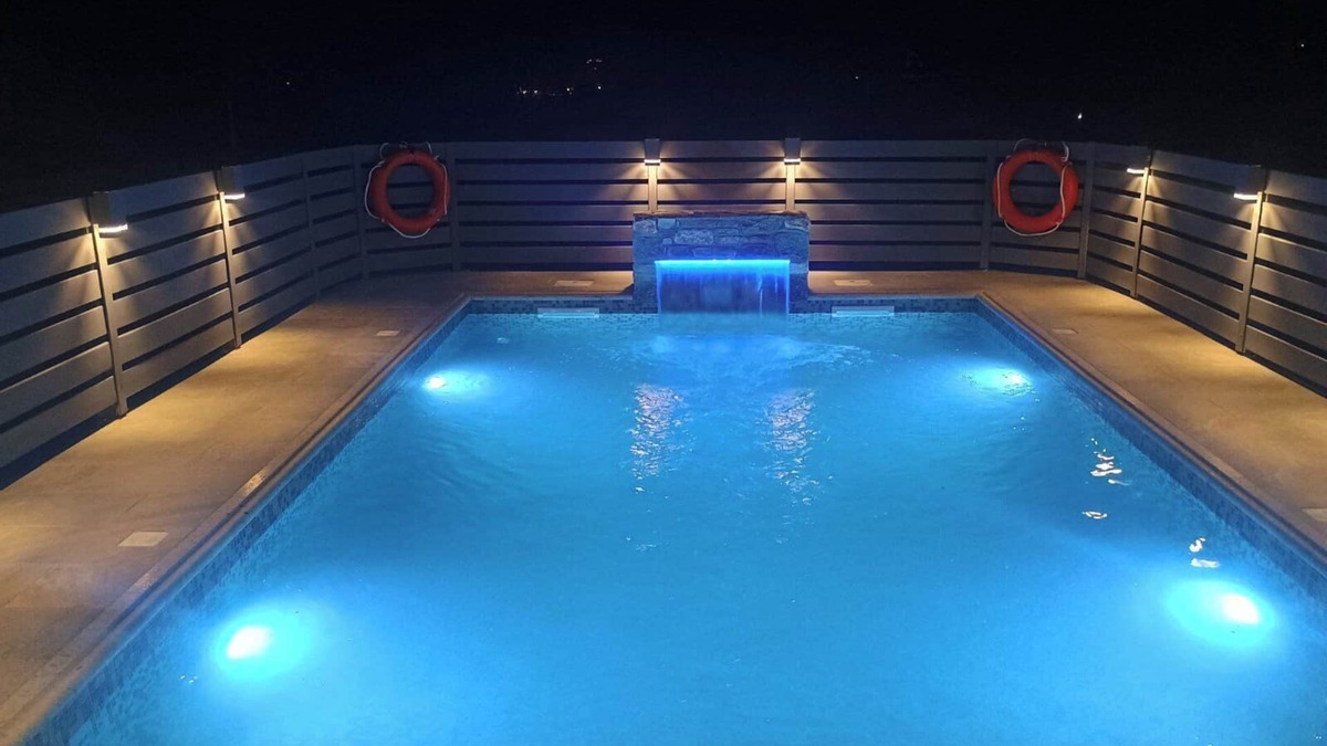 Naxos Town Villa | Villa Parisi Naxos 2 & Free Car Rental