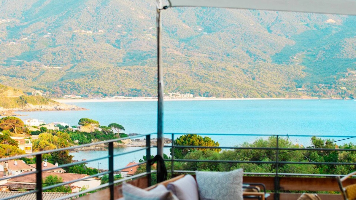 Tiuccia House | Villa perched between sea and maquis, with swimming pool